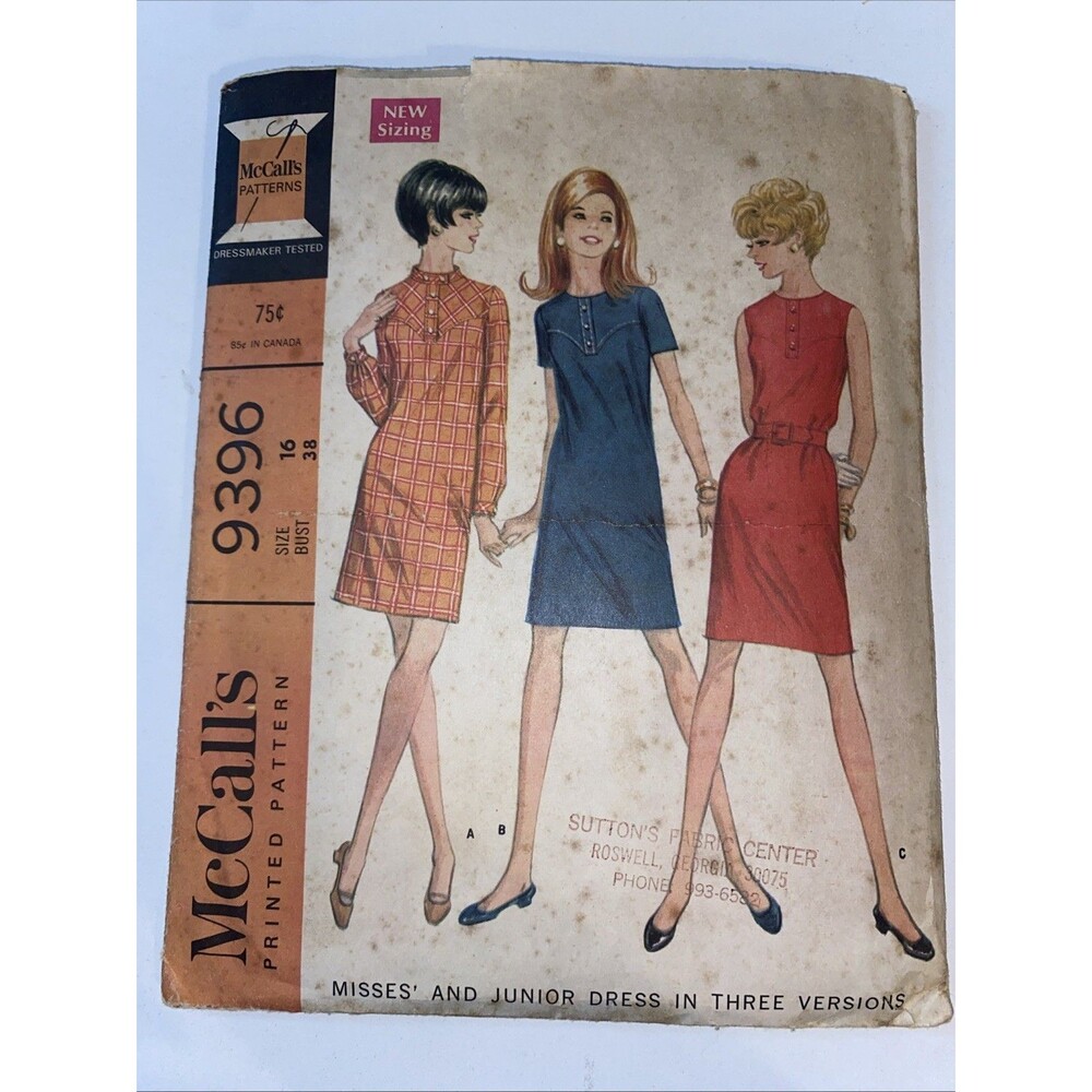 Vintage 1968 McCalls Sewing Pattern 9396 Misses / Junior Dress in 3 Variations
